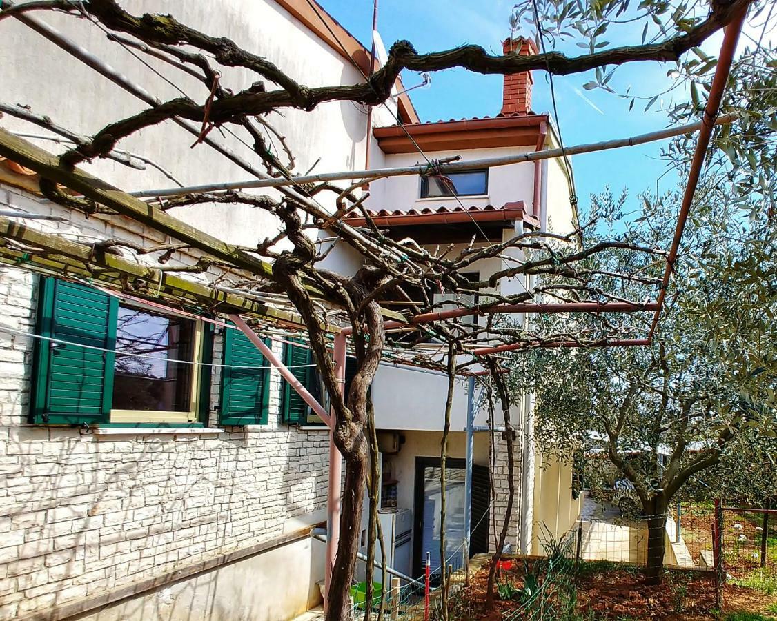 Room Bm Pula Exterior photo